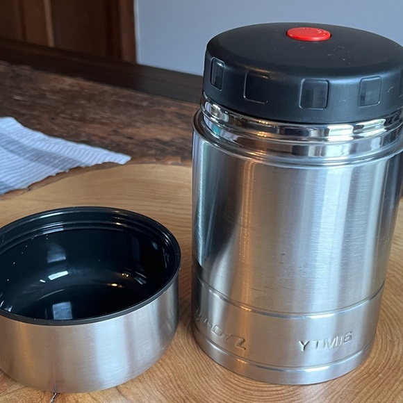 SnapOn Dining Snapon Tools Socket Thermos 69 Oz Food Liquid Ytm16